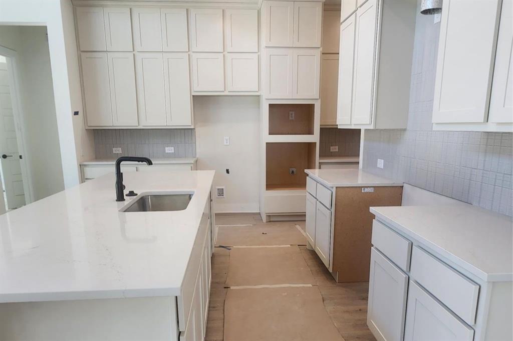 1841 Shumard Way Property Photo 6