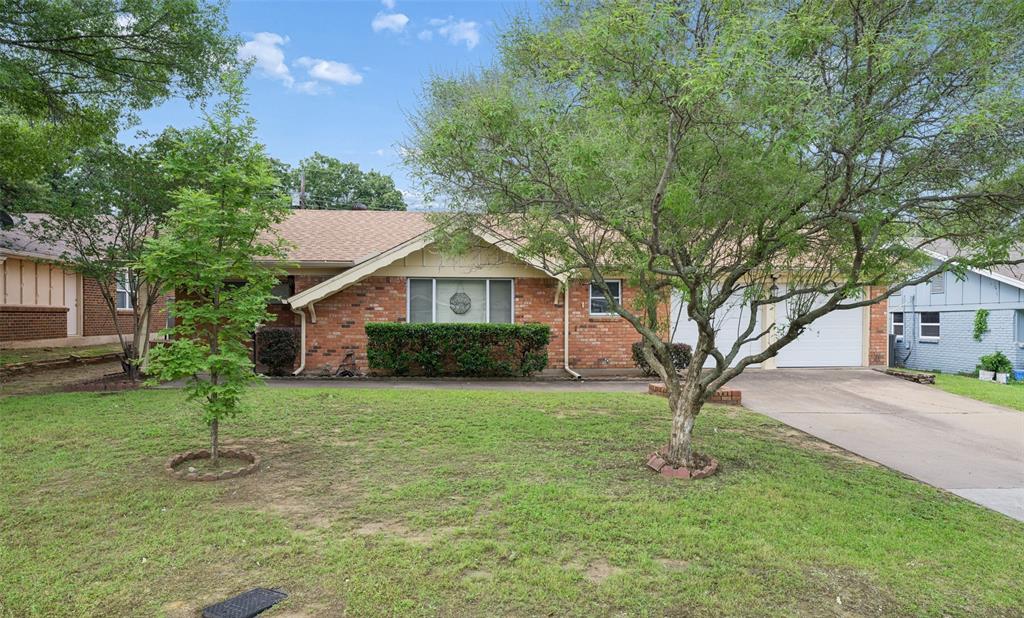 1607 Windlea Drive Property Photo 2