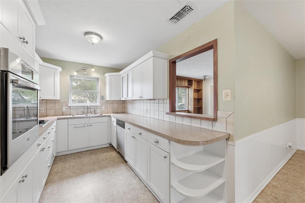 1607 Windlea Drive Property Photo 11