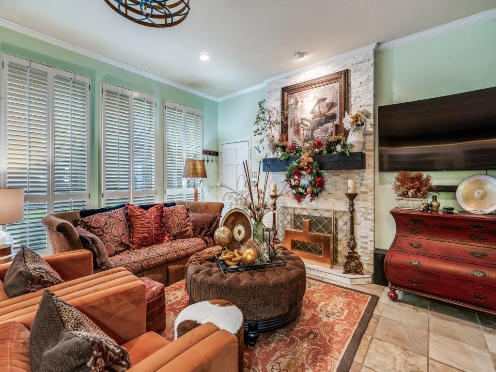 1828 Valley View Drive Property Photo 9