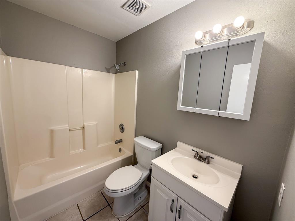 1904 San Rafael Street Property Photo 31