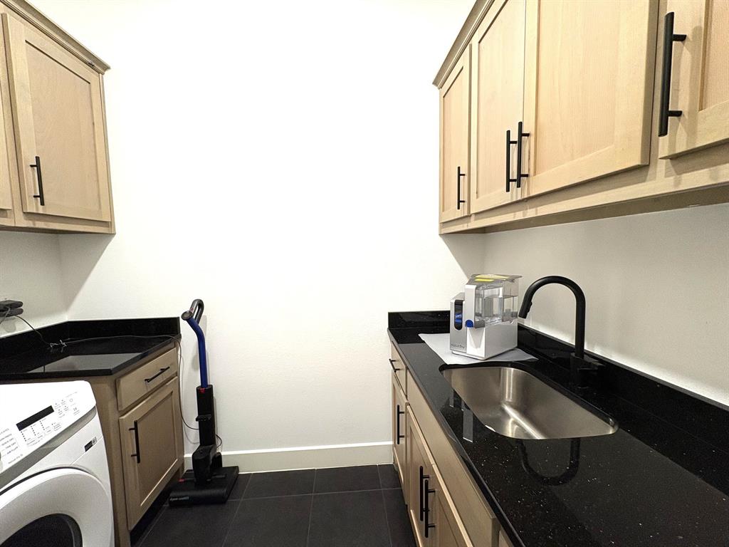 1871 Aberdeen Lane Property Photo 31