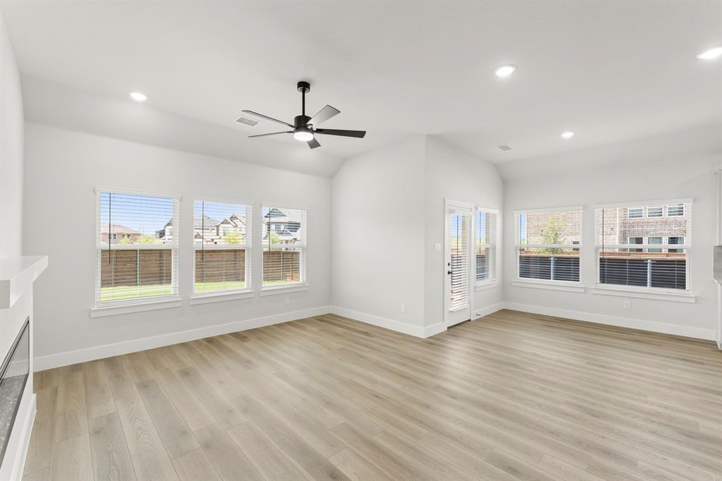 1708 Morning Mist Way Property Photo 9