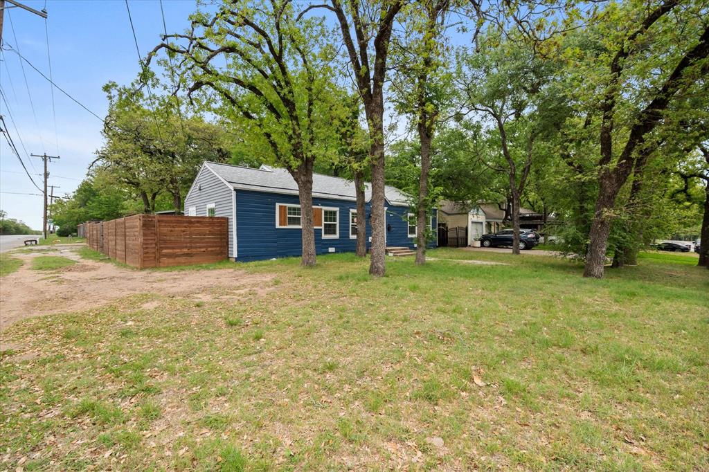 2020 Bluebonnet Drive Property Photo 1