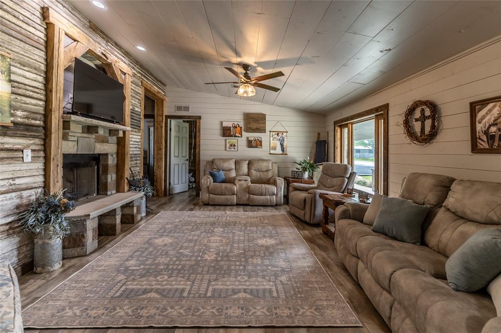 24183 S Us 281 Property Photo 10
