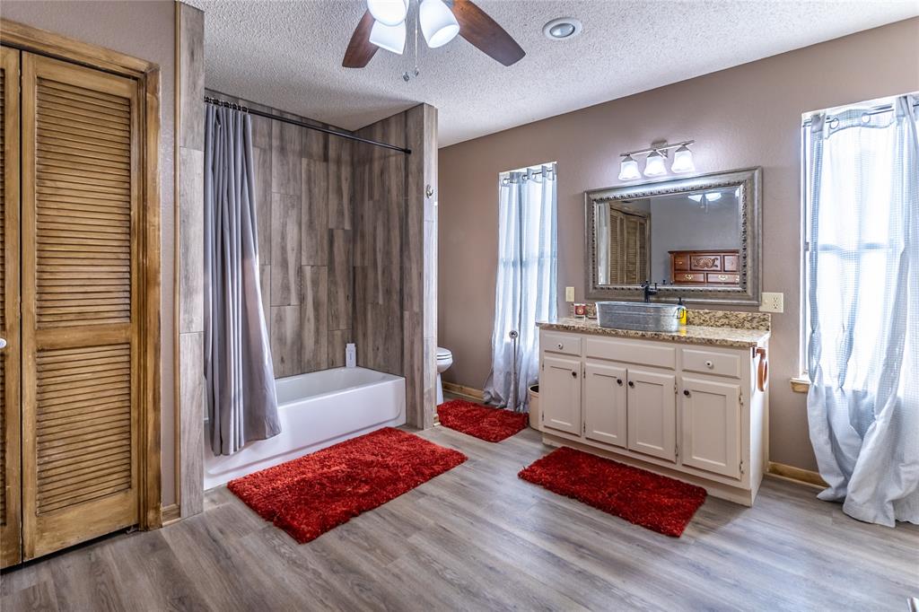 24183 S Us 281 Property Photo 28
