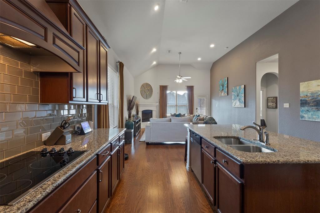 3712 Harbour Mist Trail Property Photo 13