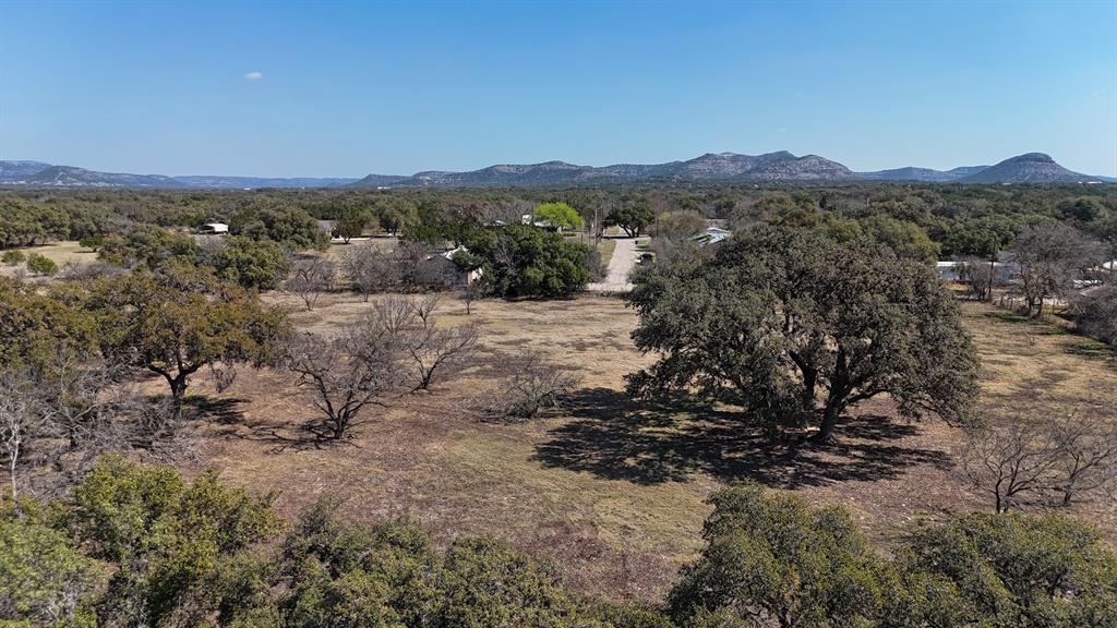 405 C N Frio Street Property Photo 6