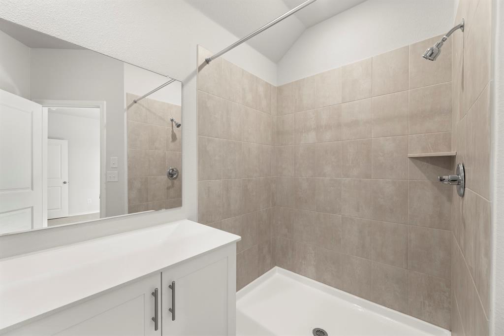 5232 Roll Cast Road Property Photo 8