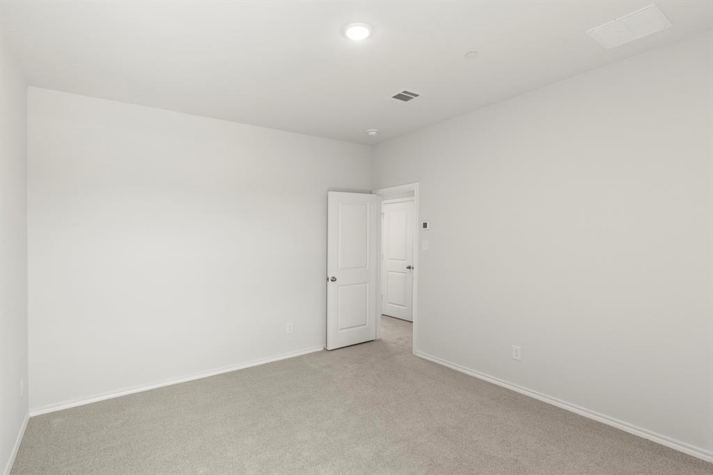 5232 Roll Cast Road Property Photo 10