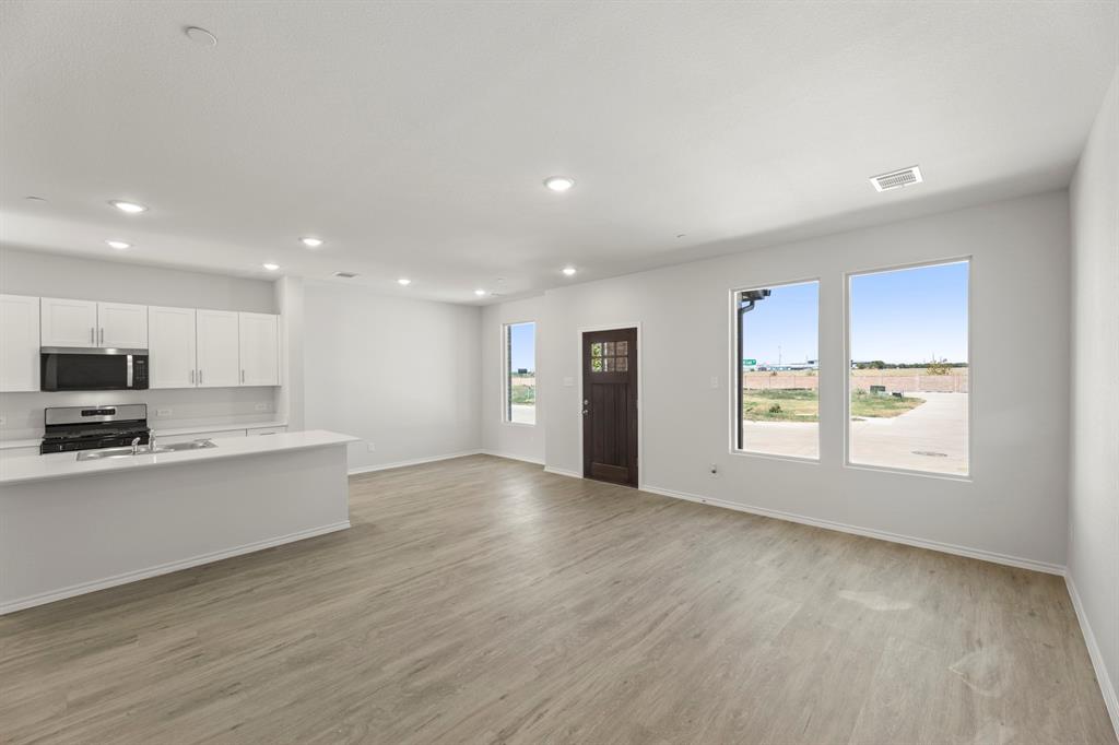 5232 Roll Cast Road Property Photo 14