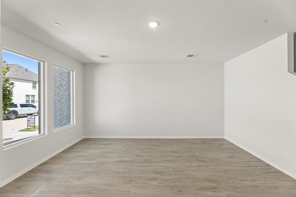 5232 Roll Cast Road Property Photo 18