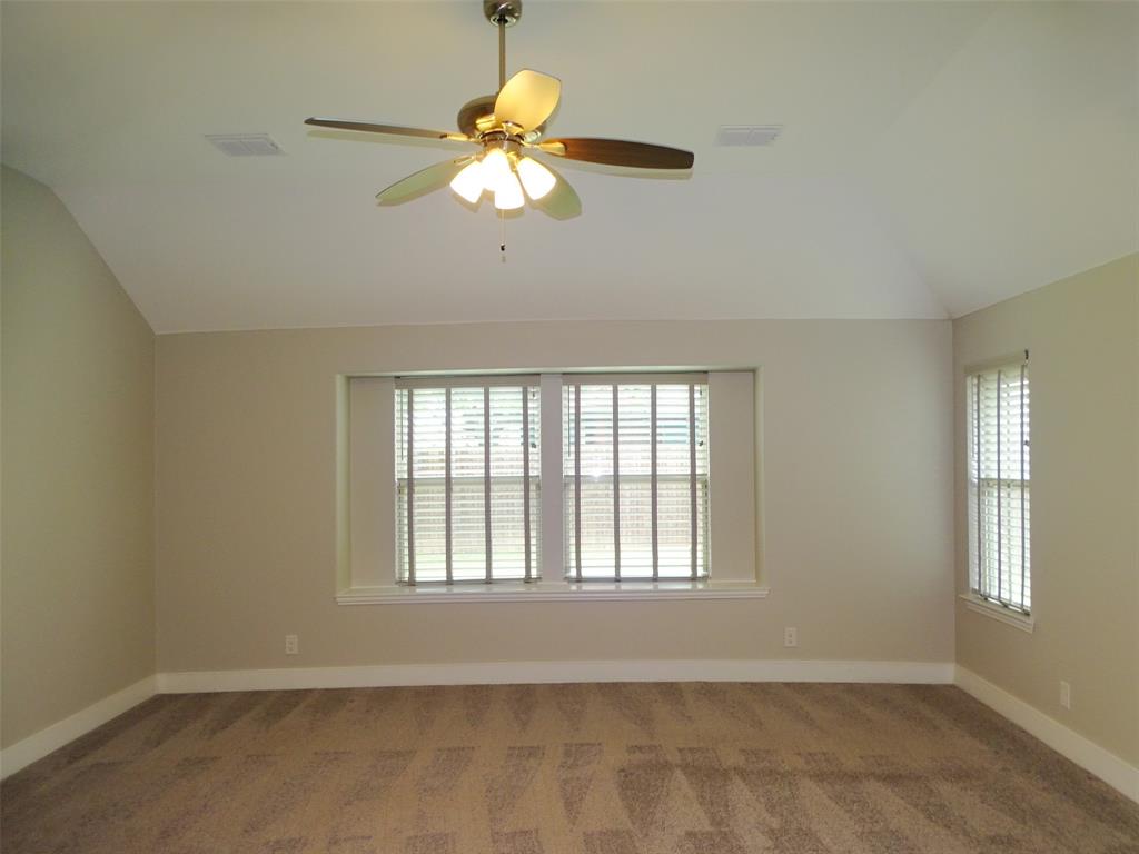 2125 Flora Lane Property Photo 17