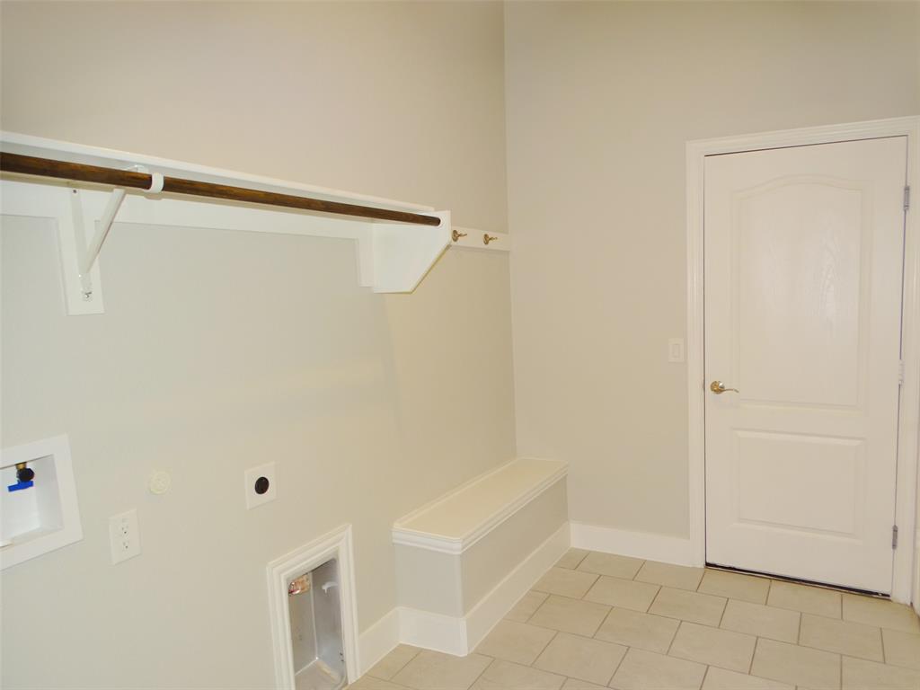 2125 Flora Lane Property Photo 33