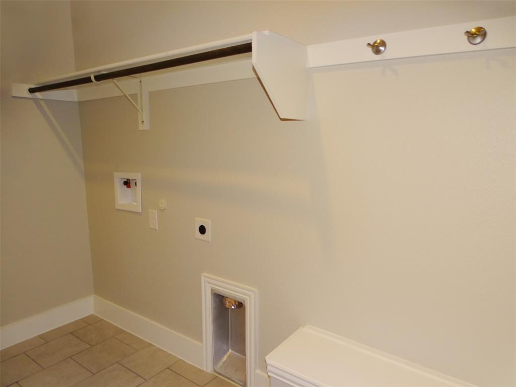 2125 Flora Lane Property Photo 35