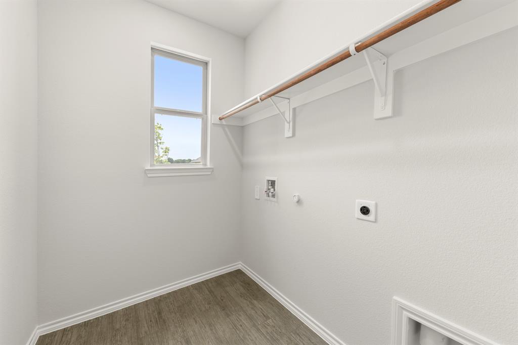 1708 Elle Lane Property Photo 3