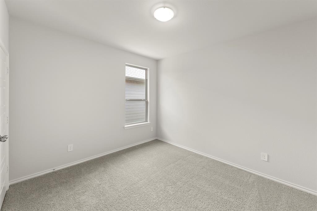1708 Elle Lane Property Photo 6