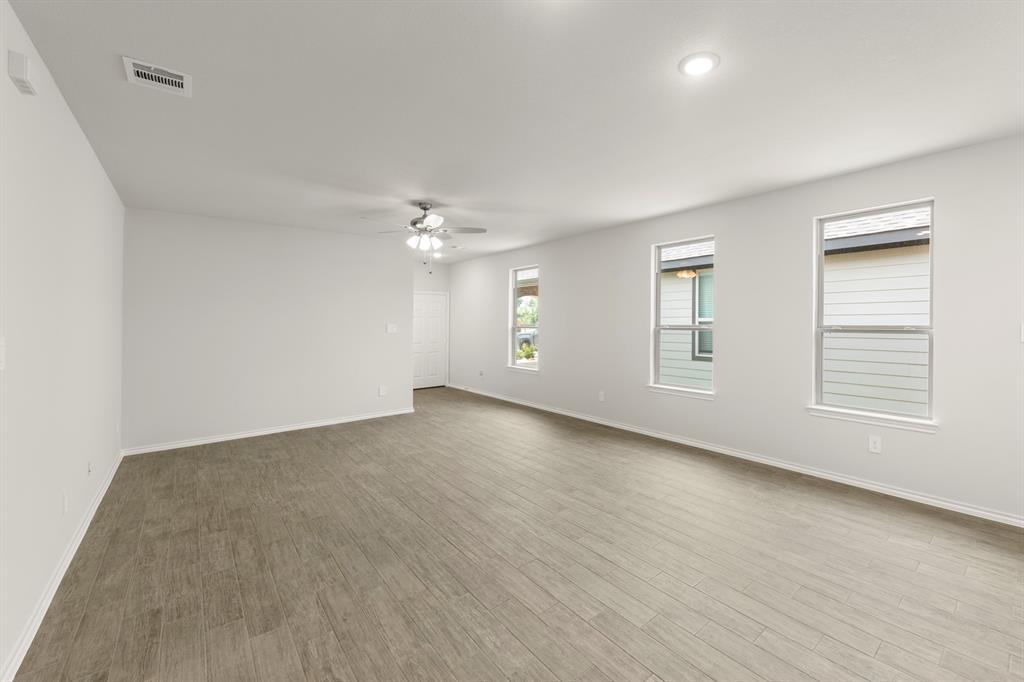 1708 Elle Lane Property Photo 22