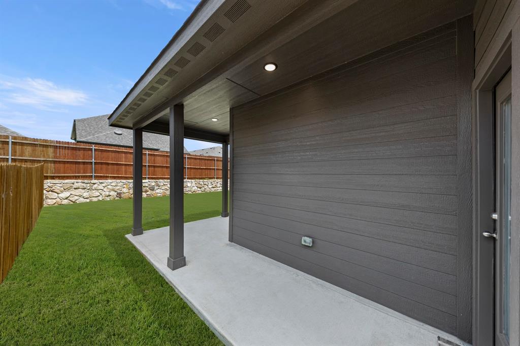 1708 Elle Lane Property Photo 26