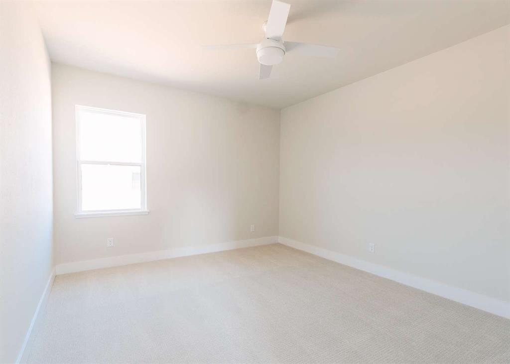426 Wingtail Drive Property Photo 17