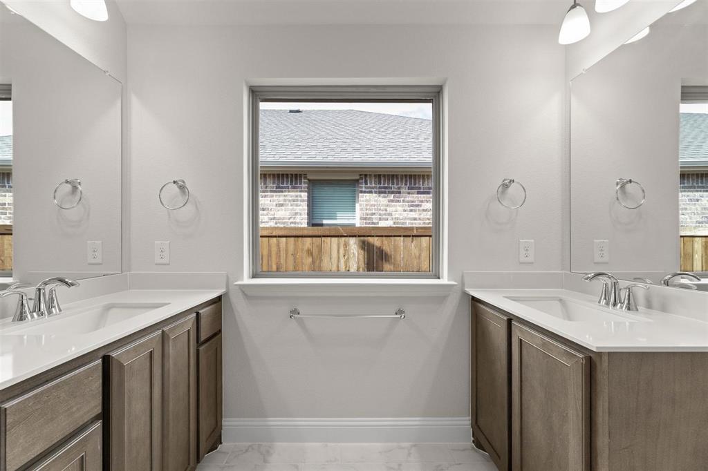 979 Joy Mill Place Property Photo 15