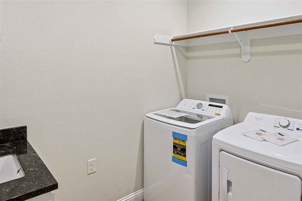 7582 Hudson Way Property Photo 10