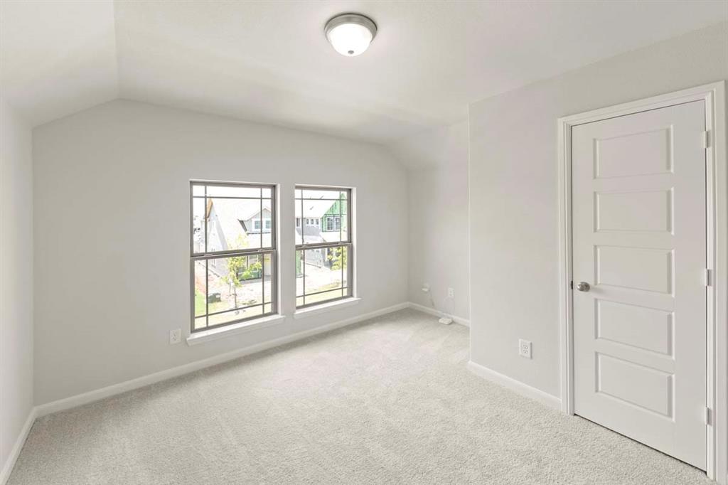 475 Shady Square Alley Property Photo 15