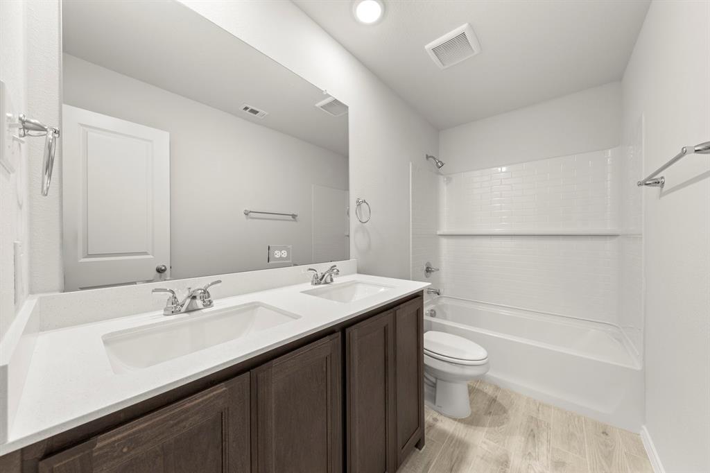 215 Van Horn Drive Property Photo 23
