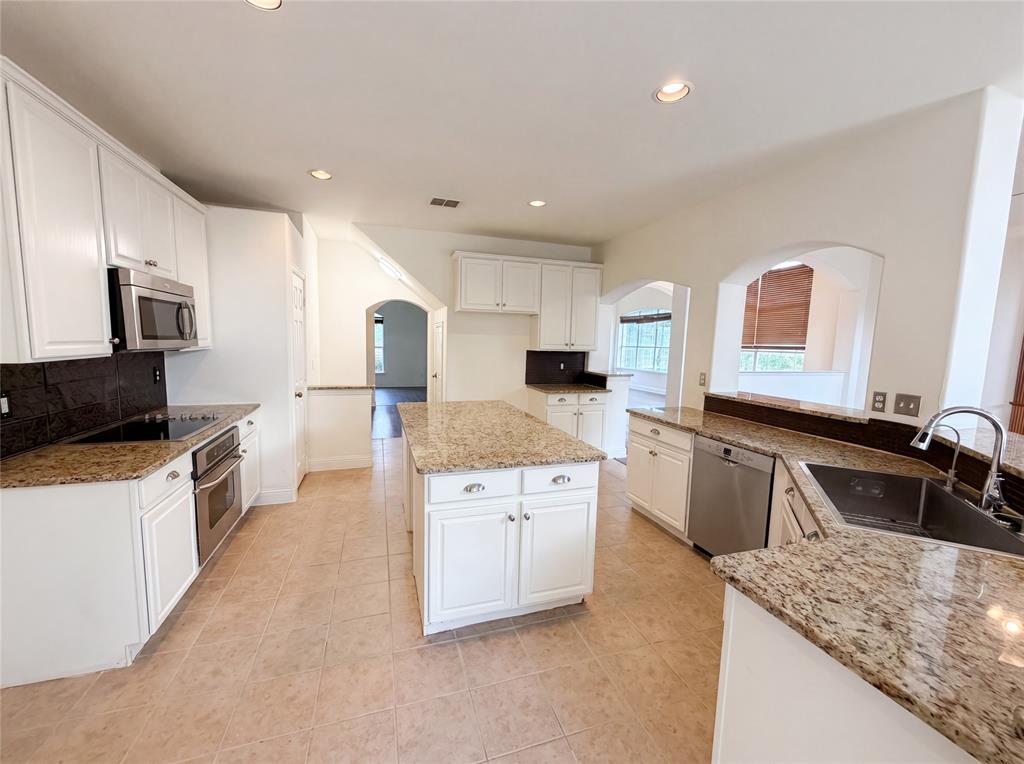 2446 Chesterfield Road Property Photo 2