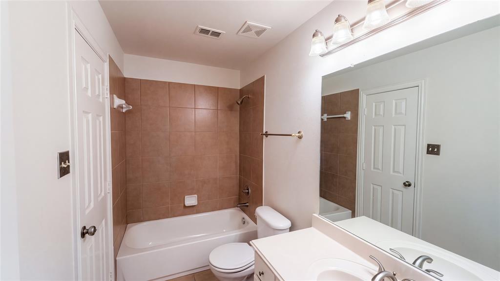 2446 Chesterfield Road Property Photo 21