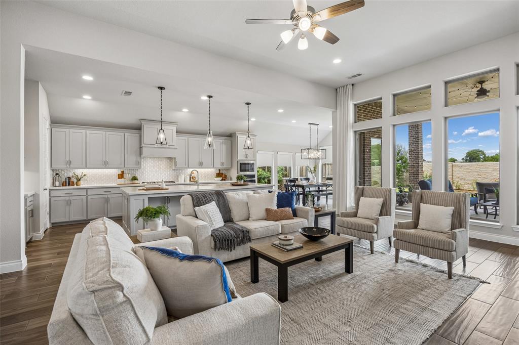 409 Calmwater Cove Property Photo 1