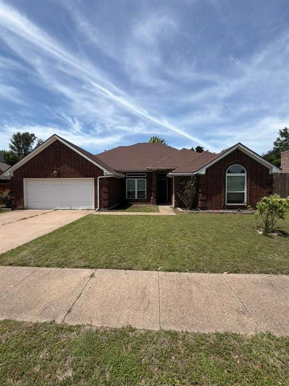 906 Busby Property Photo 1