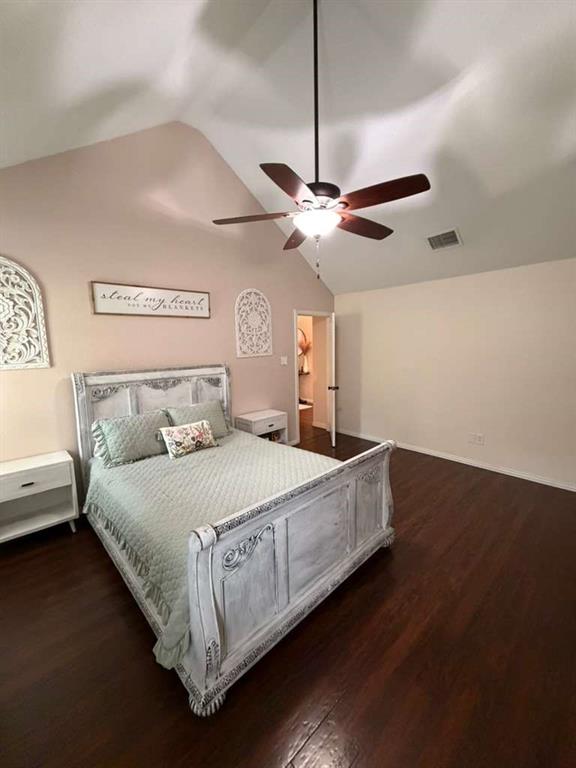 906 Busby Property Photo 11