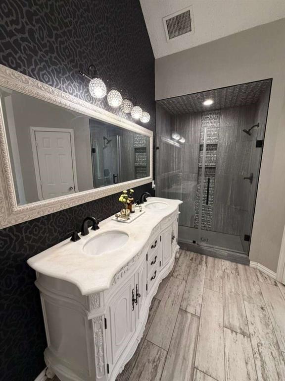 906 Busby Property Photo 13