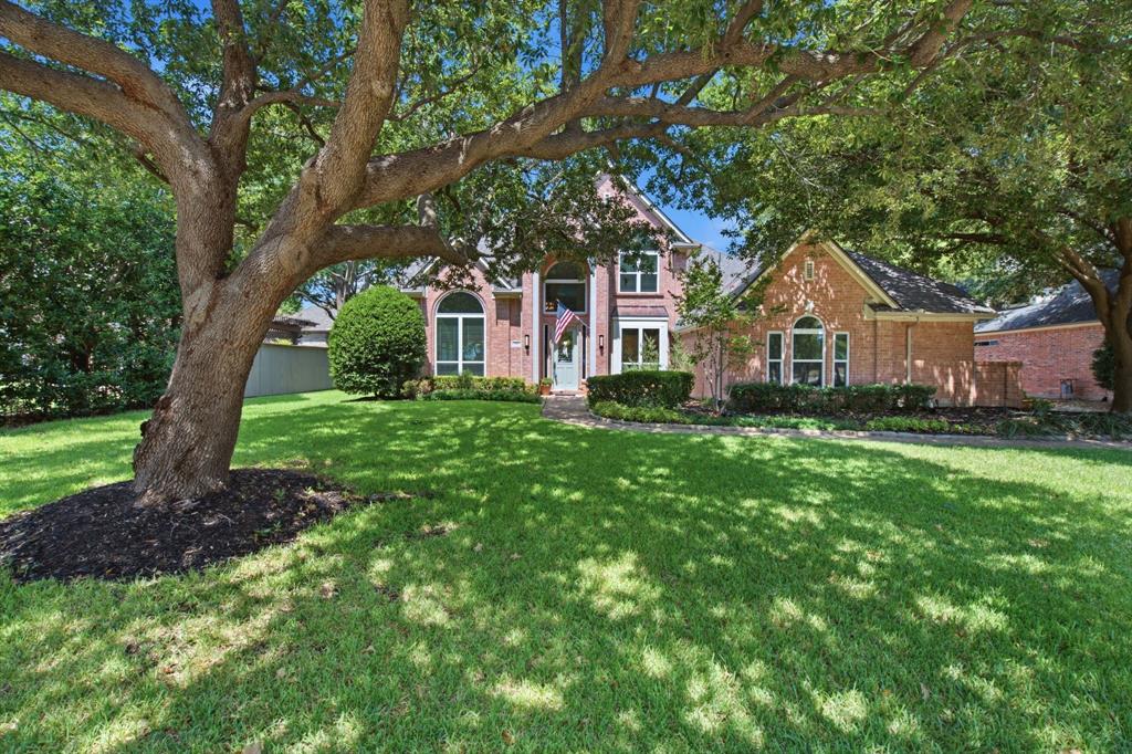 210 Highland Oaks Circle Property Photo 1