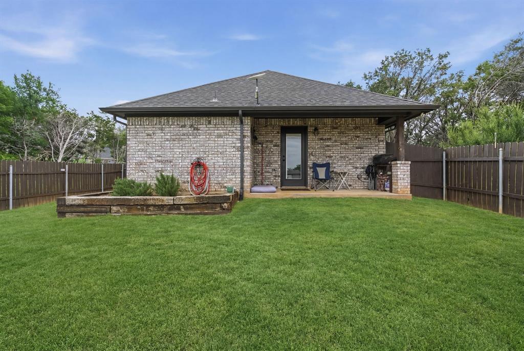 2926 Paluxy Trail Property Photo 24