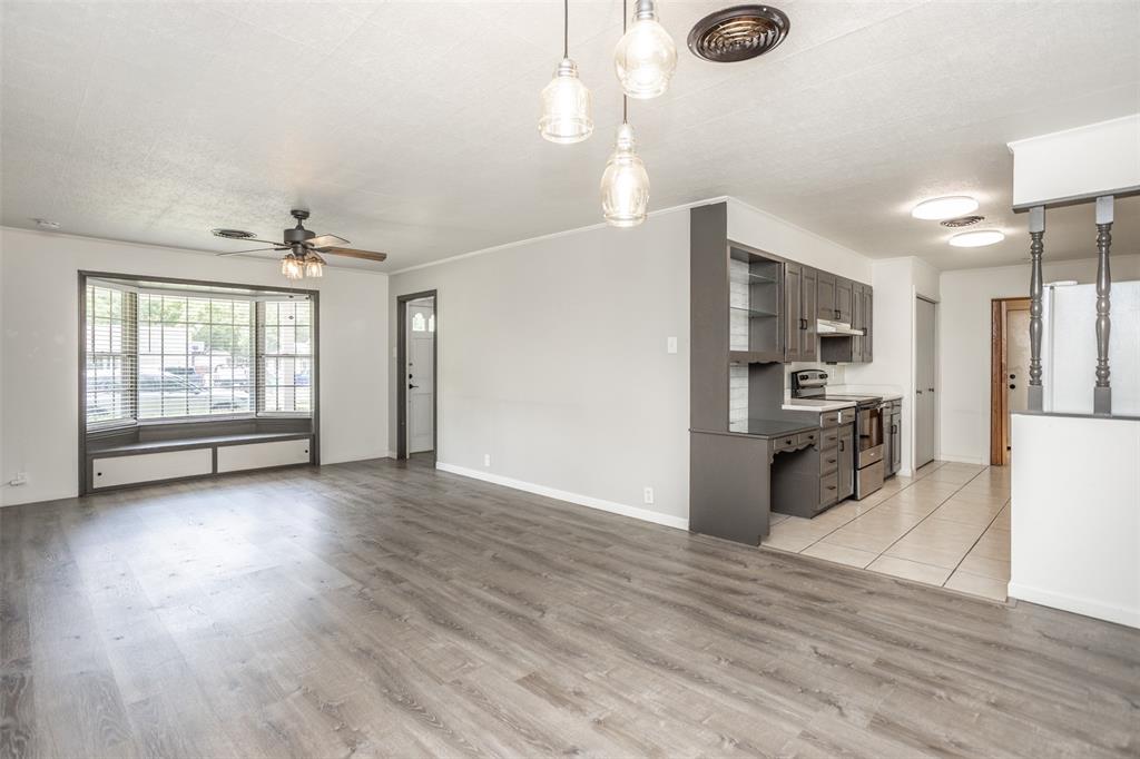 215 E Tennie Street Property Photo 12