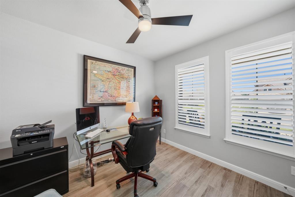2301 Mockingbird Court Property Photo 11