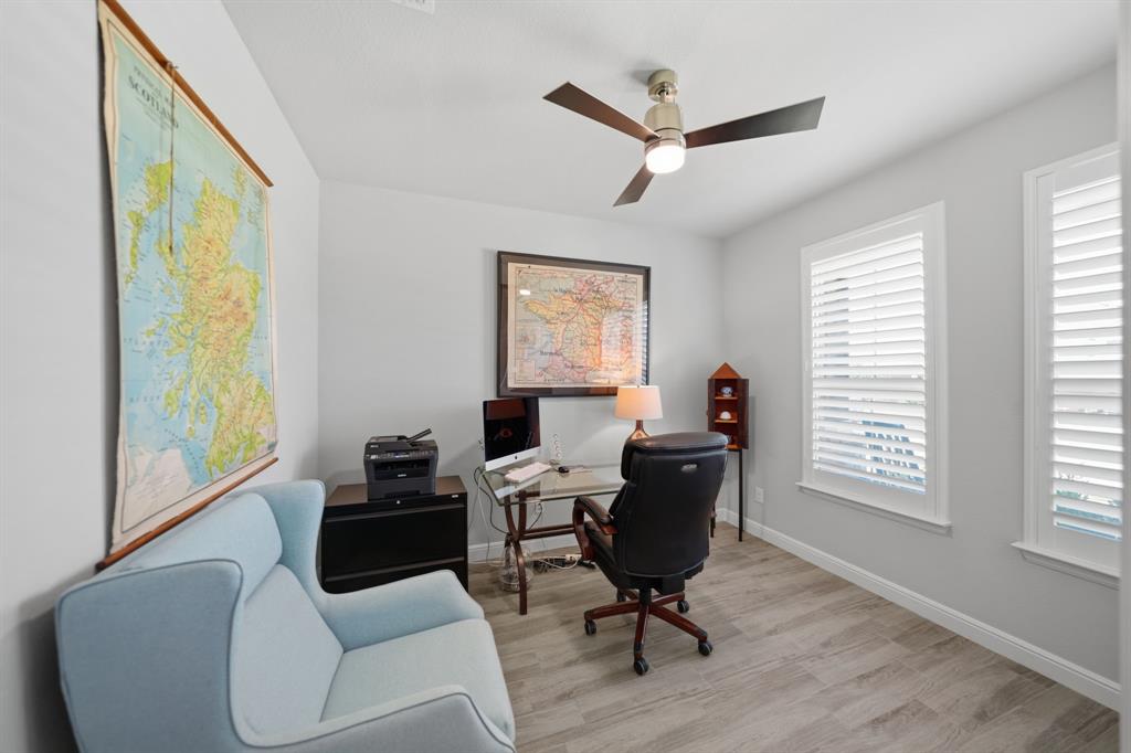 2301 Mockingbird Court Property Photo 12