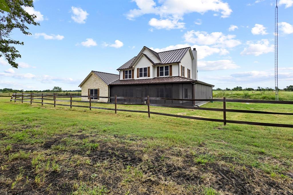 2972 County Road 4826 Property Photo 4