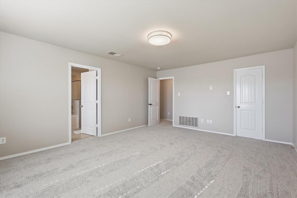 7708 Boat Wind Road Property Photo 14