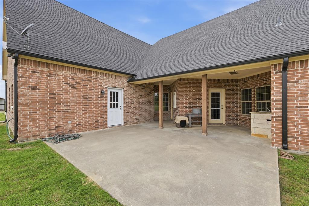8737 E Fm 1567 Property Photo 23