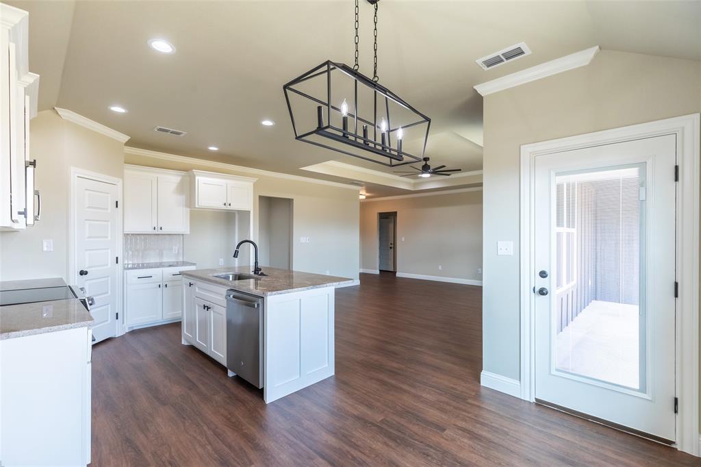 7626 Hudson Way Property Photo 10