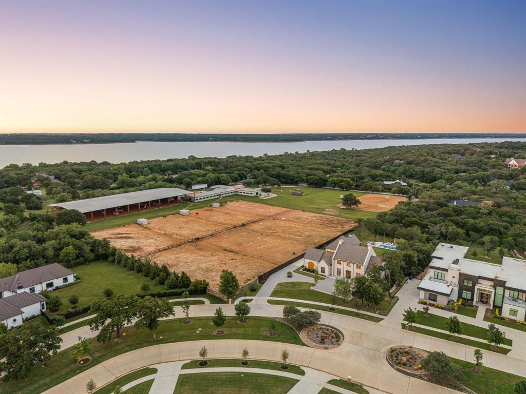 4413 Saddleback Lane Property Photo 32