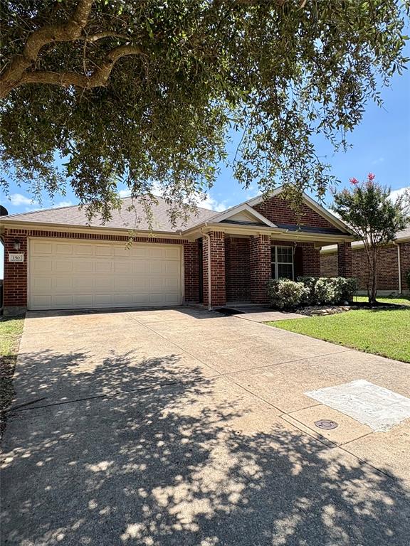 150 Briar Grove Drive Property Photo 3