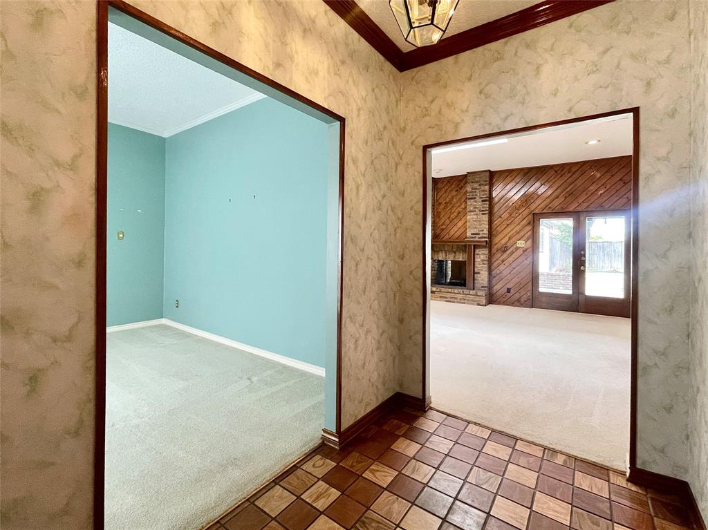 9931 Chimney Hill Lane Property Photo 5