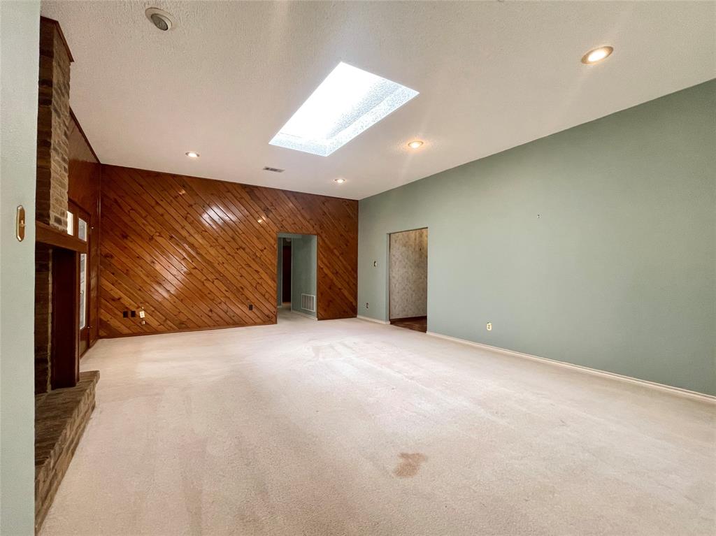 9931 Chimney Hill Lane Property Photo 9