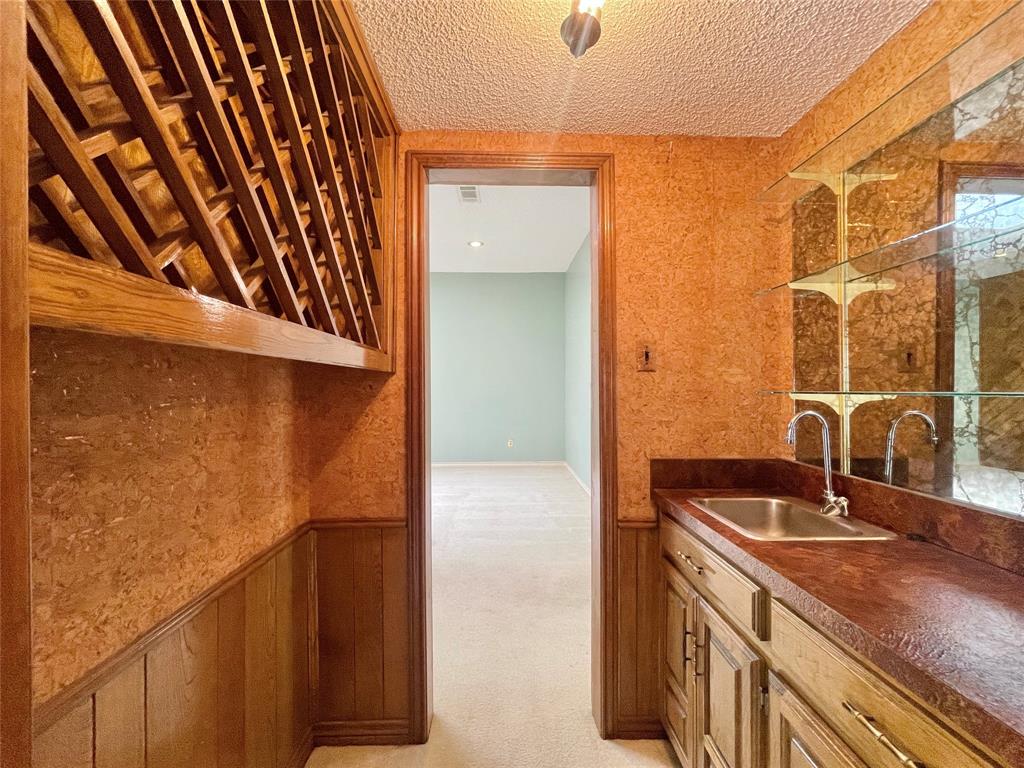 9931 Chimney Hill Lane Property Photo 19