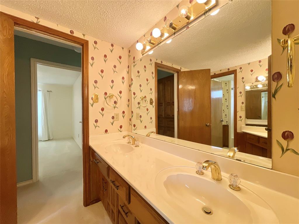 9931 Chimney Hill Lane Property Photo 24