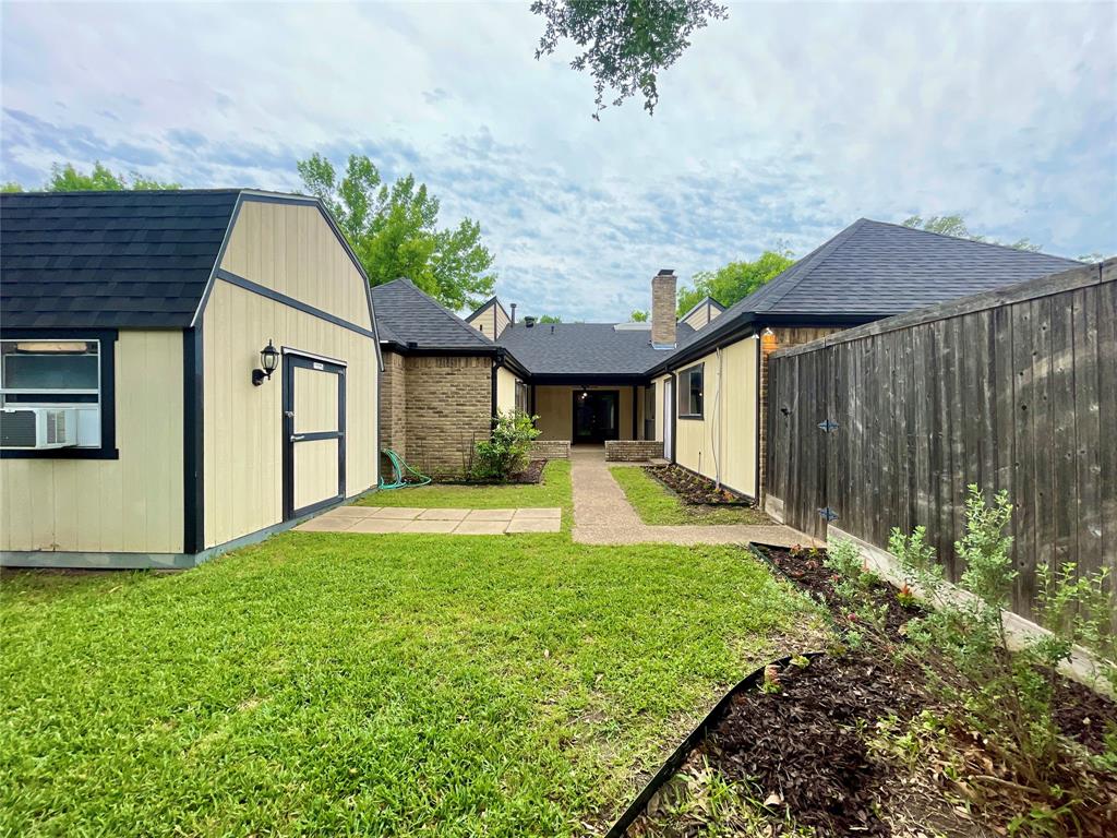 9931 Chimney Hill Lane Property Photo 35